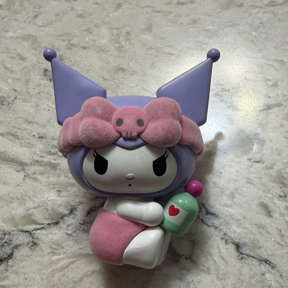 Kuromi miniso figure